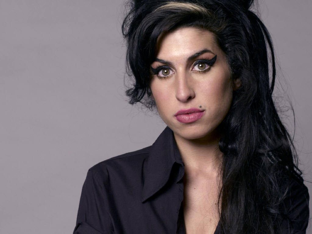 <b>Amy sang</b> so much when she was little that teachers ... - amy_winehouse_